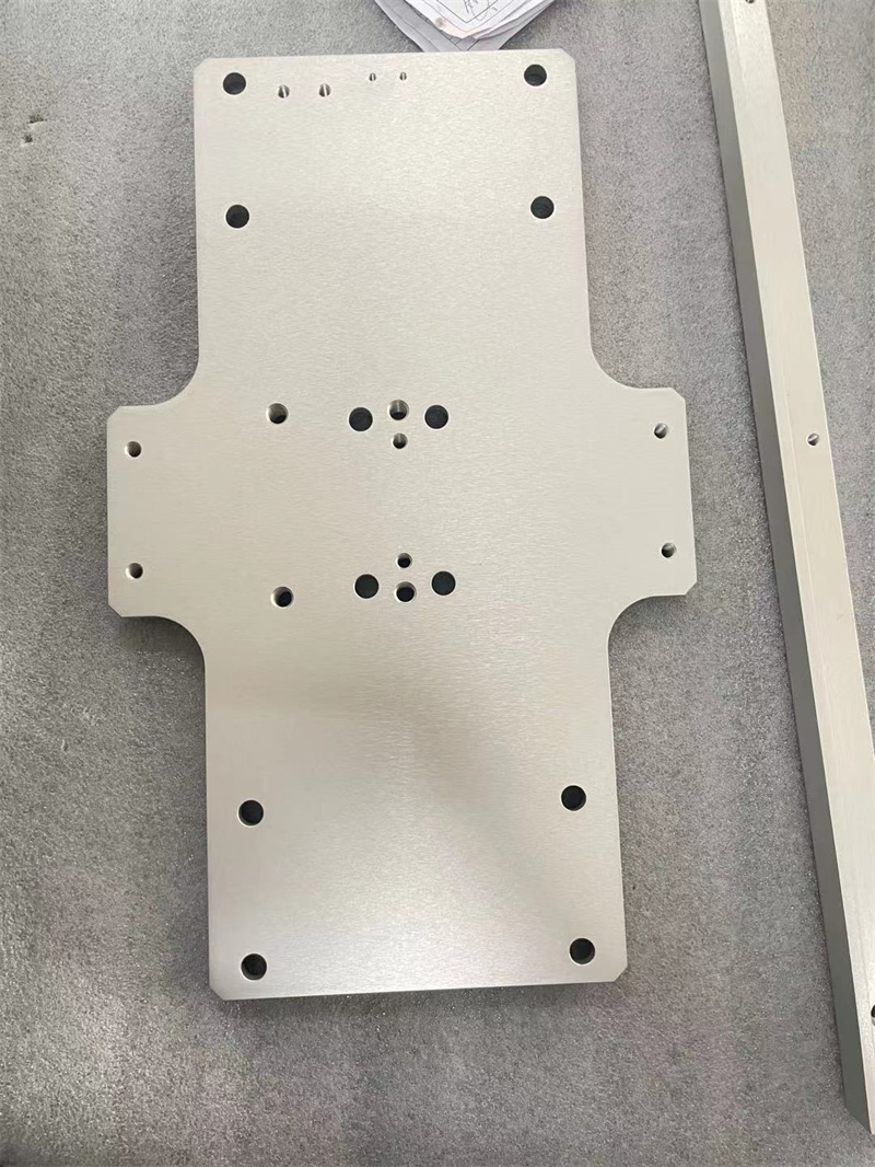 板類-鋁板本色氧化CNC高精度加工（4）.jpg
