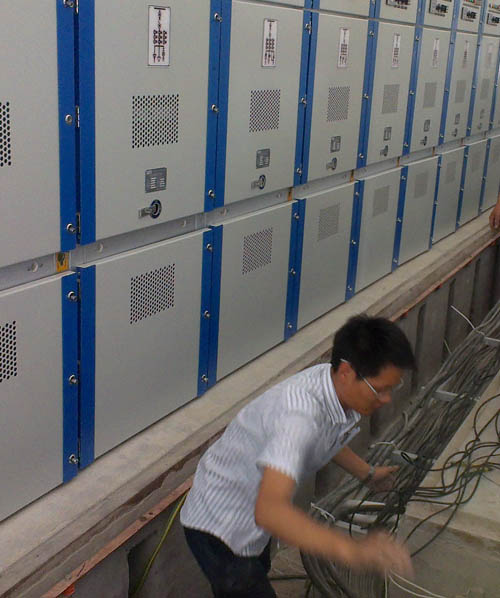 新郑机场T2候机楼配电间监控安装