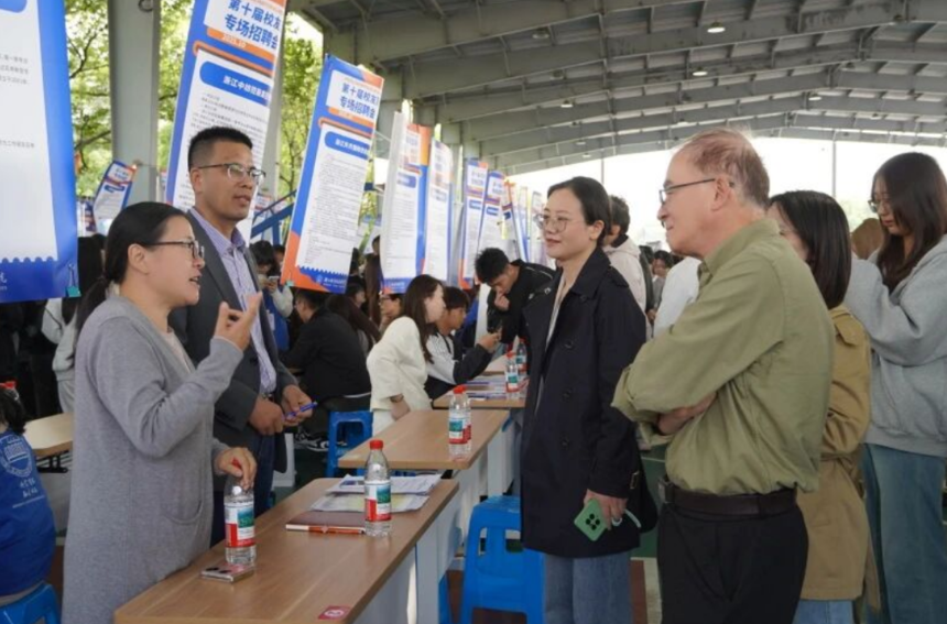 1764832676595347.png image.png