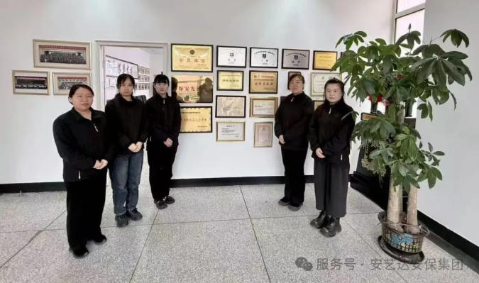 1779869885646153.jpg 三八妇女节活动照.jpg