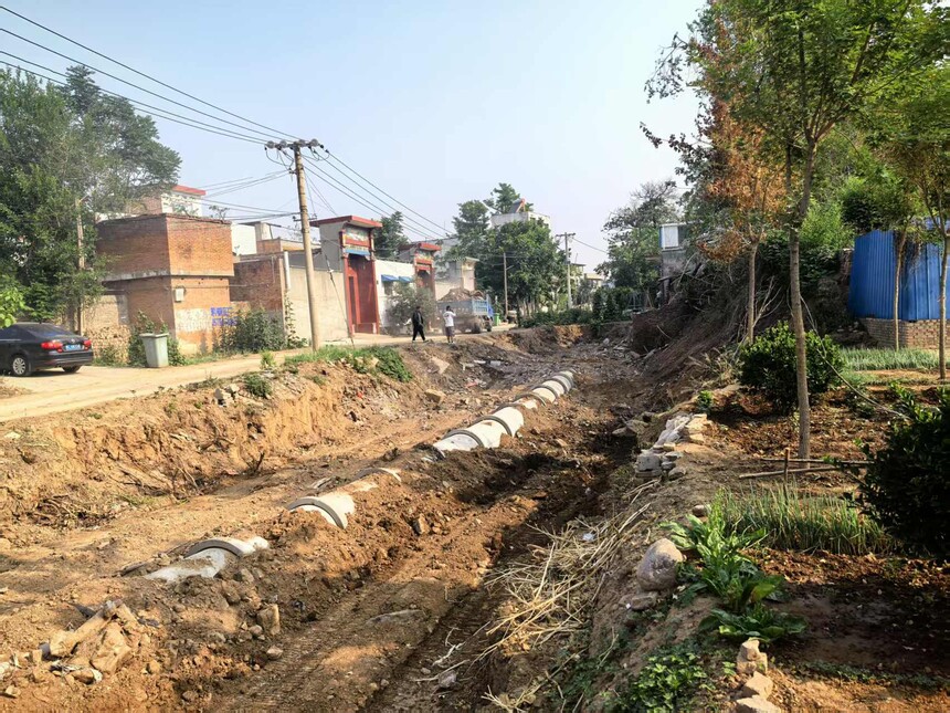 1755744498804559.jpg 7469d15bae35a52f7b7b75150480928.jpg