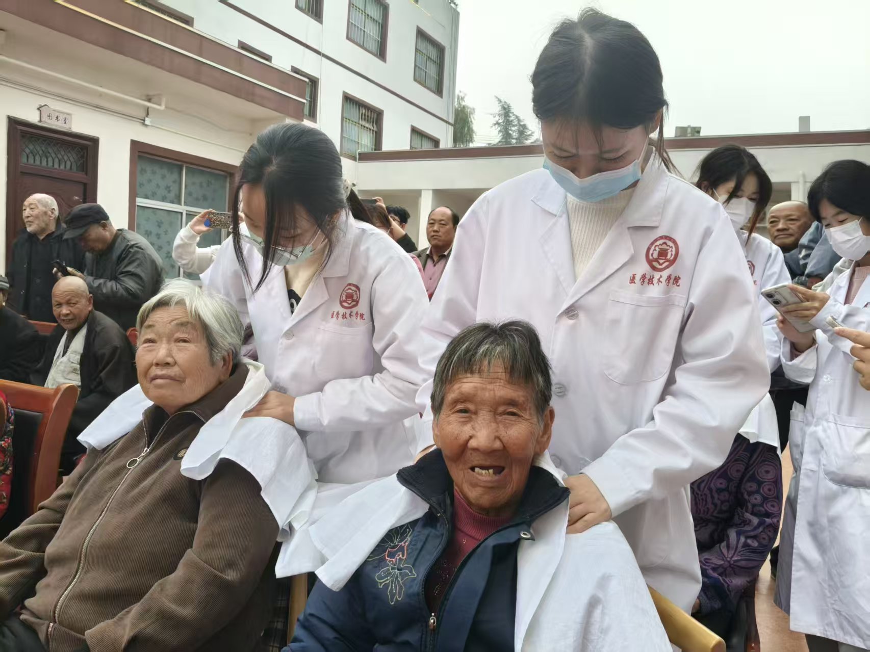 1761747606197491.jpg 1761747606197491.jpg