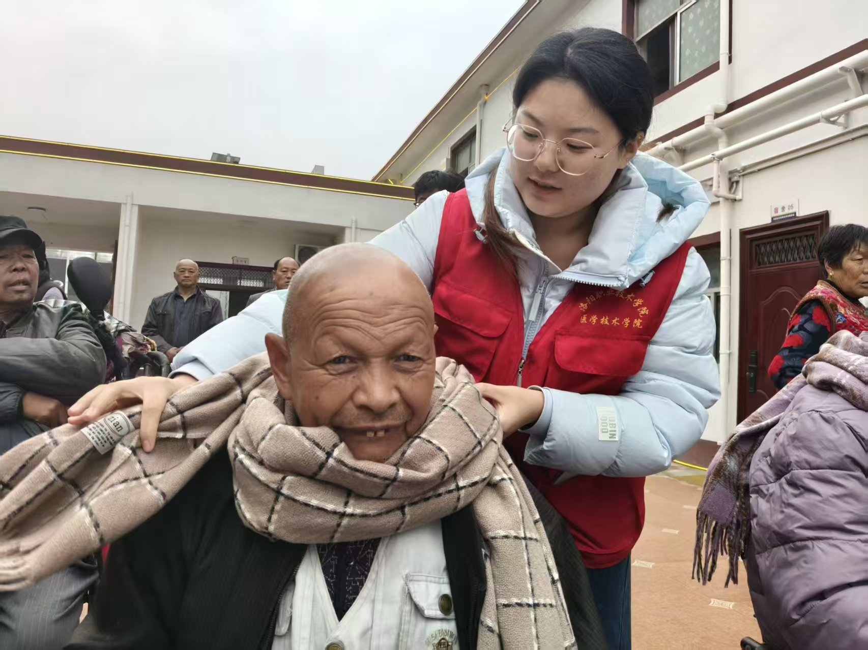 1761747678969718.jpg 1761747678969718.jpg