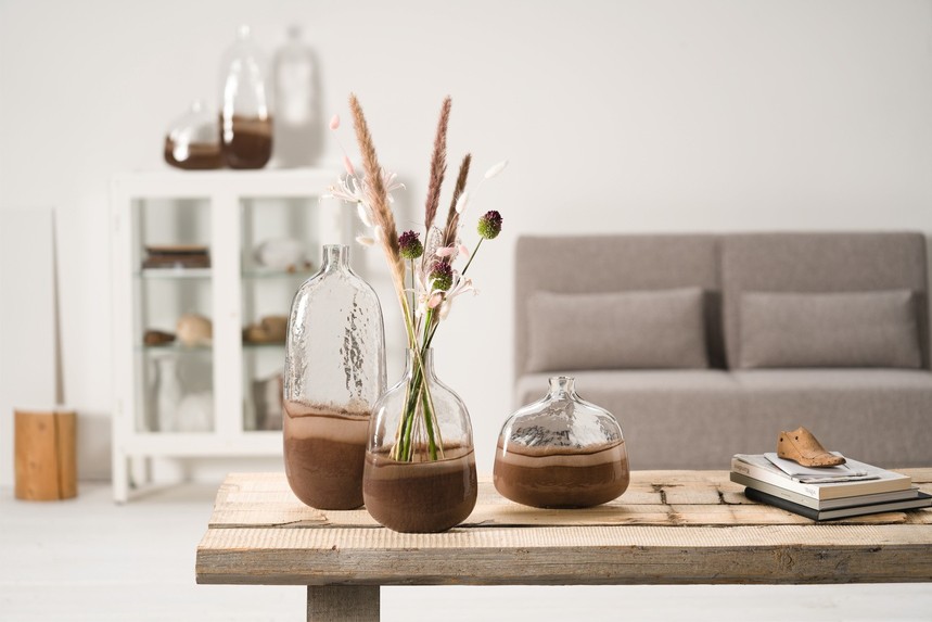 Casolare_Vase_braun_klar_24,5_33,5_50_041669_70_71_mood_Q.jpg