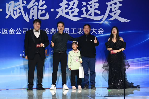 1770095471229783.jpg DSC_2574.jpg