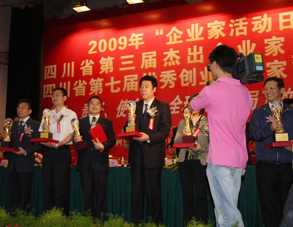05.jpg