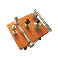 水介质高压压力源