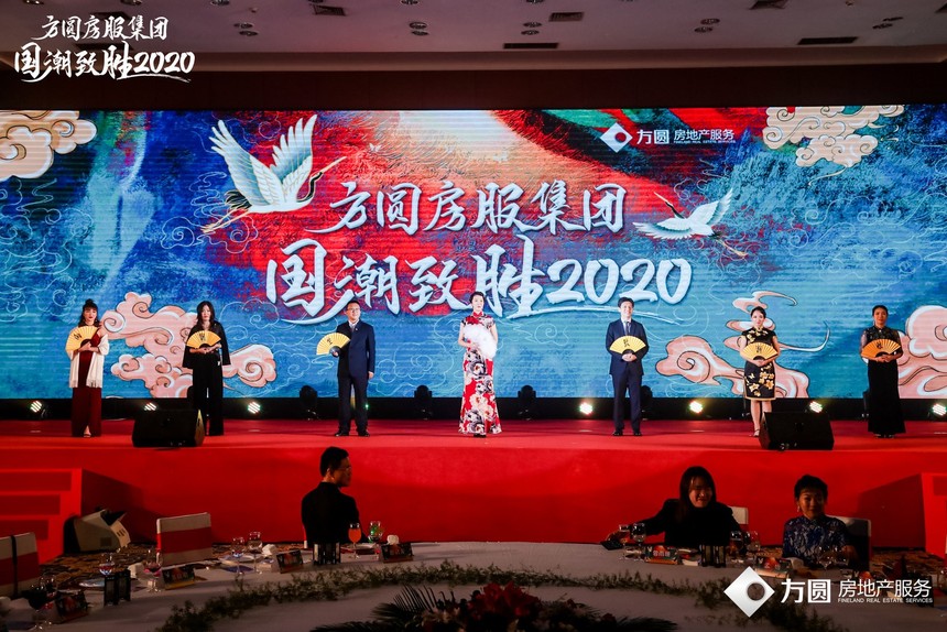 1645610797884129.jpg boss团祝酒开场.jpg