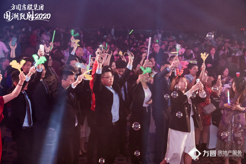 1645611082157710.jpg 疯狂3.jpg