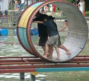 水上滚筒桥.jpg