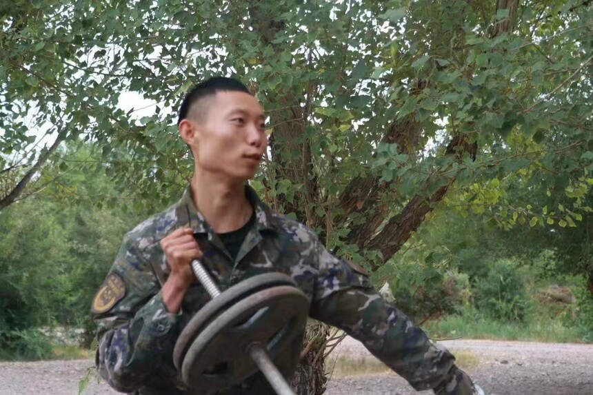 01.jpg