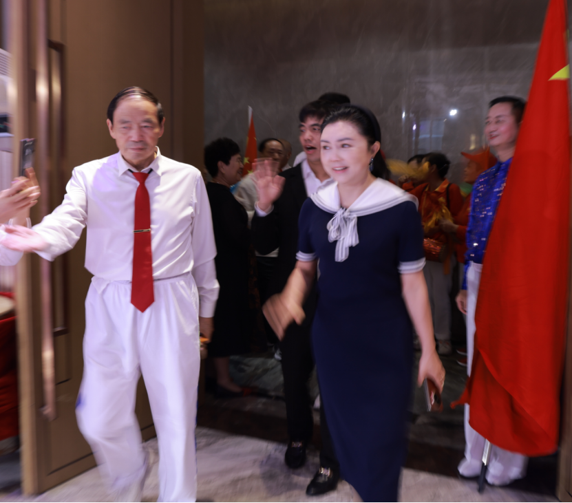 1758342929618304.png image.png