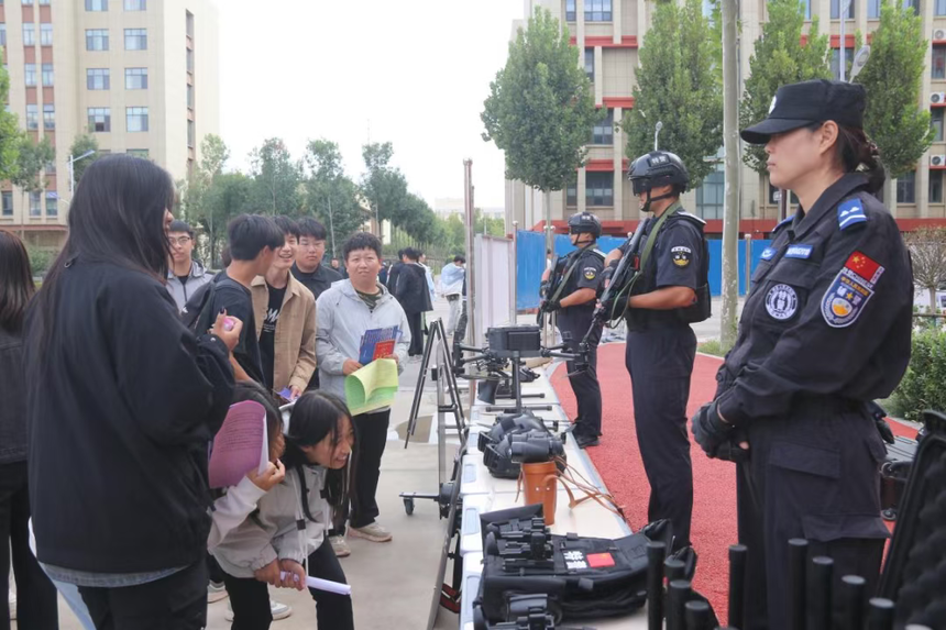 1758872953728816.png b3a9d1ff92e579d9005e3f4044856da7.png