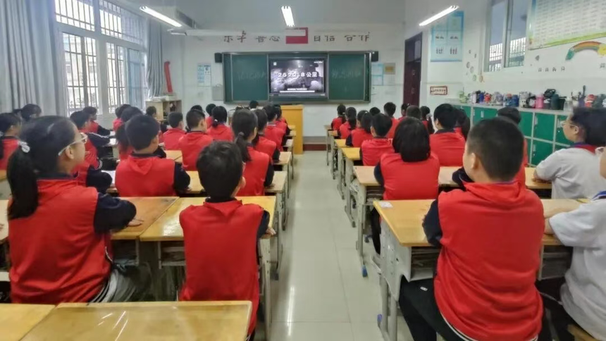 1759391820993061.png c843fa4b159f79f288459b189db2188e.png