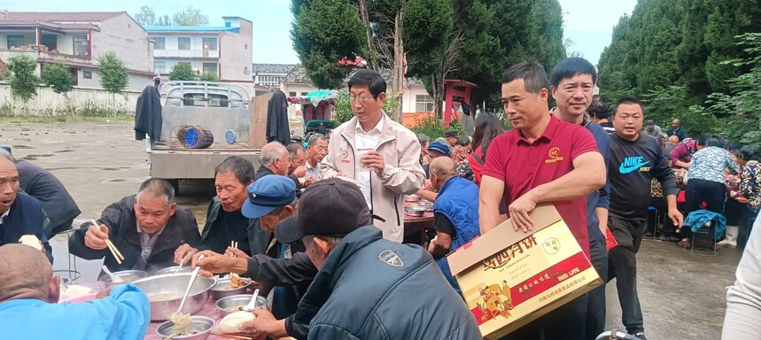 1760006758531364.jpeg d11d1611834a4967bea2f86ad8dbeb0c~tplv-tt-origin-web_gif.jpeg