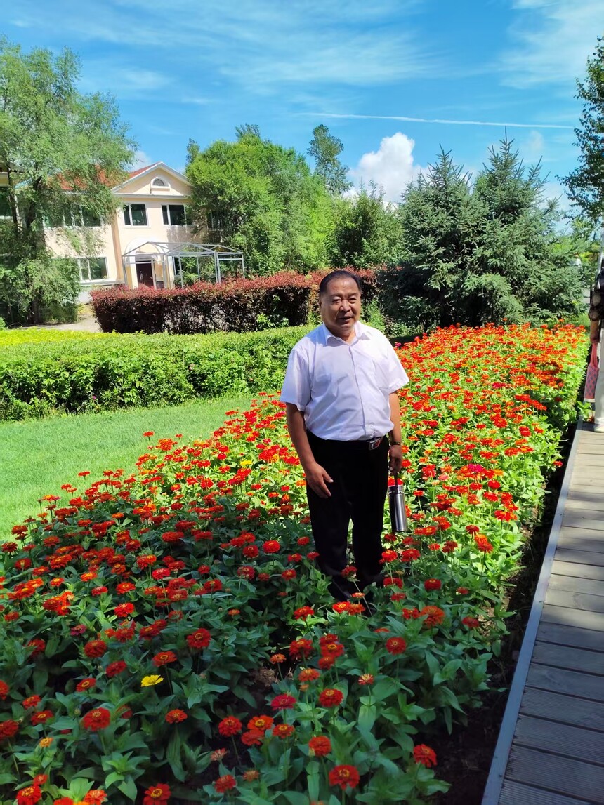 1761896936418649.jpg b0374bd981b3c2bb2ff294e5901663d0.jpg