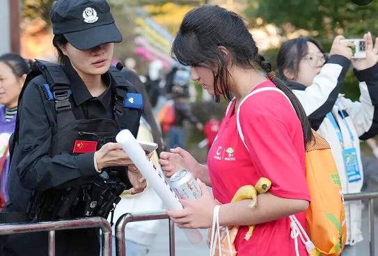 1768789693158685.jpg 3.jpg