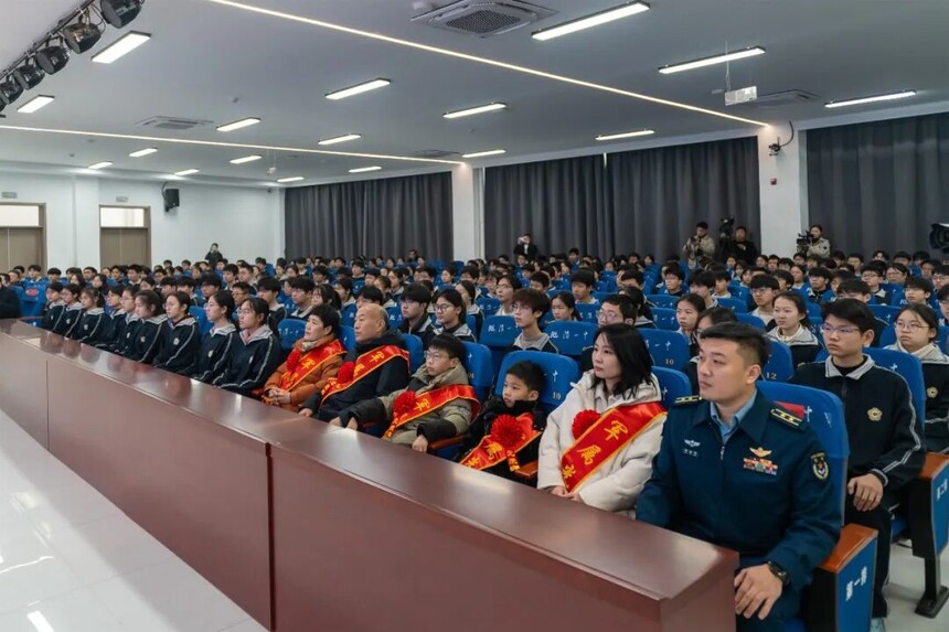 1770452957945731.jpg 519289e8a07b380b44e4a3e9b44a604d.jpg