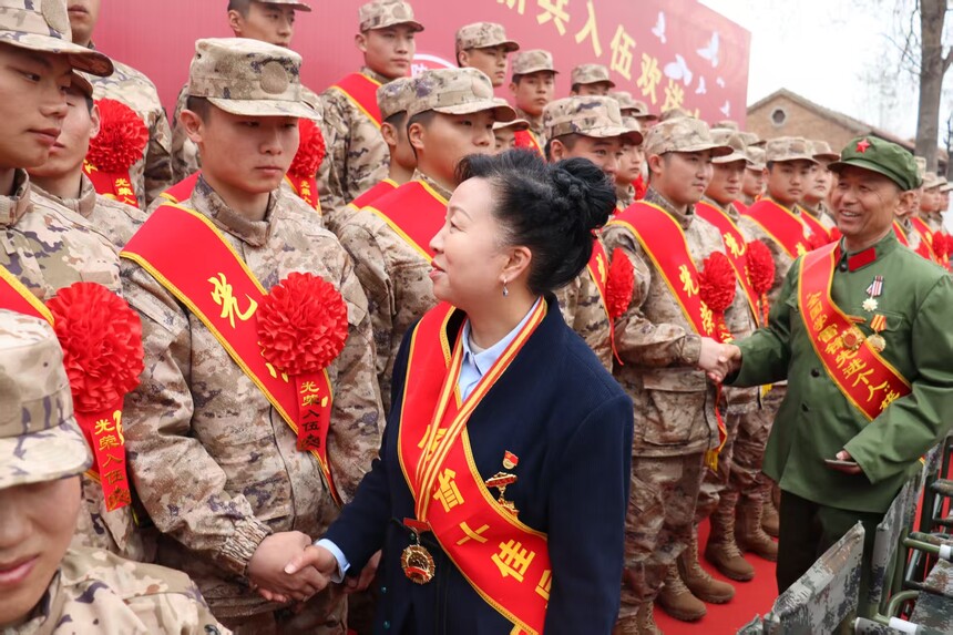 1773192292874473.jpg f7285d886e6ef3d90d62172bce8e6bad.jpg