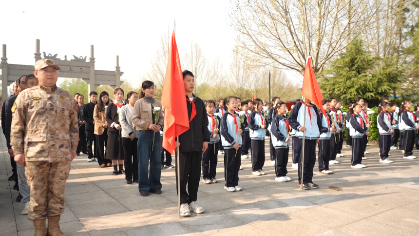 1775181353362135.jpg 8106d556dea6f2748286b7c11296f2f2.jpg