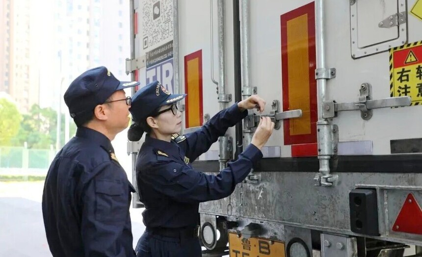 1775716505994790.jpg 2.jpg