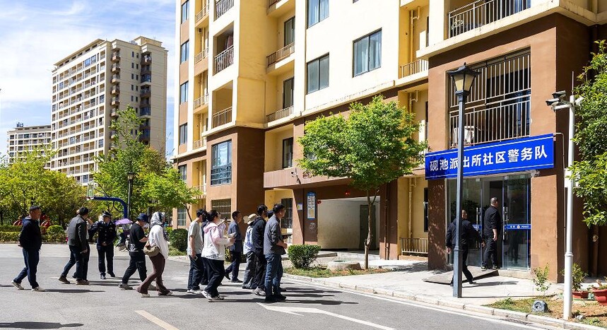 1775976524427967.jpg 6.jpg