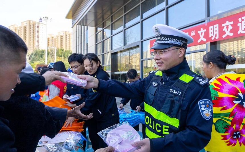 1776082868486448.jpg 12.jpg