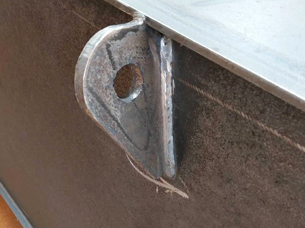 ��ݸ�гϷ������������޹�˾4.jpg