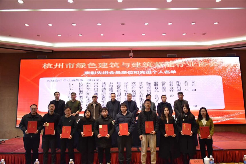 1737424623421809.jpg 1737424623421809.jpg