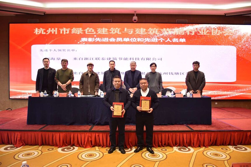 1737424689139106.jpg 1737424689139106.jpg