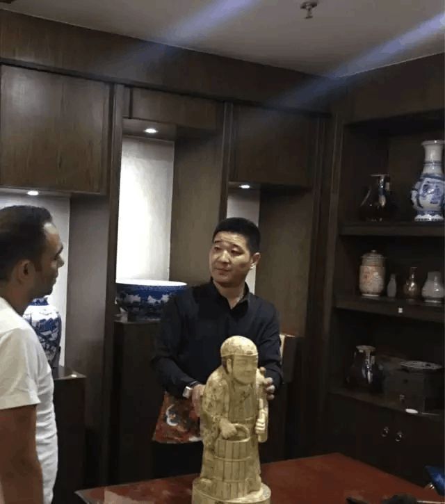 1697427892174585.jpg 1697427892174585.jpg