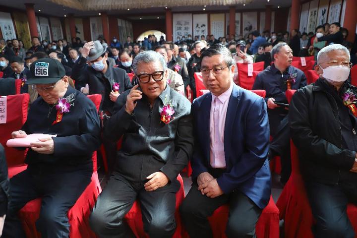 1698379606890697.jpg 1698379606890697.jpg