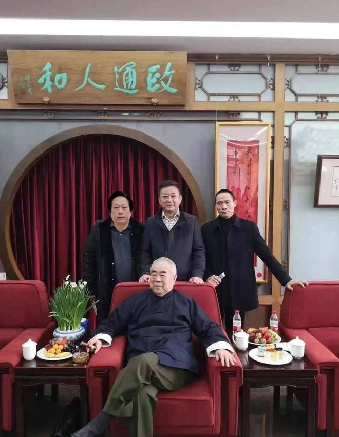 1699500046288770.jpg 1699500046288770.jpg