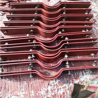 1639620061376382.jpg d9立管管夹.jpg