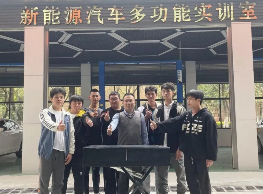 有利蓄电池 有利蓄电池