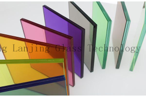 Colorful laminated glass