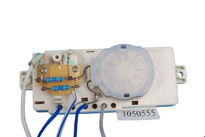 1050555   DXD15SF-A28  5W,2E,F.O.122mm,D.A,L.19mm,50pcsCTN,size 363630cm (6).jpg