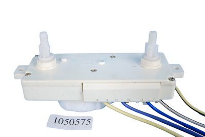 1050575   SA-M03-G  5W,2E,F.O.122mm,D.A,L19mm,50pcsCTN,size 363630cm (7).jpg