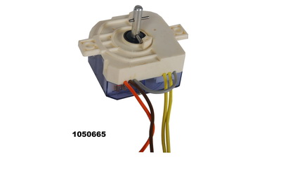 1050665   15SF-103B  4W,2E,F.O.68mm,S.A 18O,L.25mm,100pcsCTN,size 434233cm (3).jpg