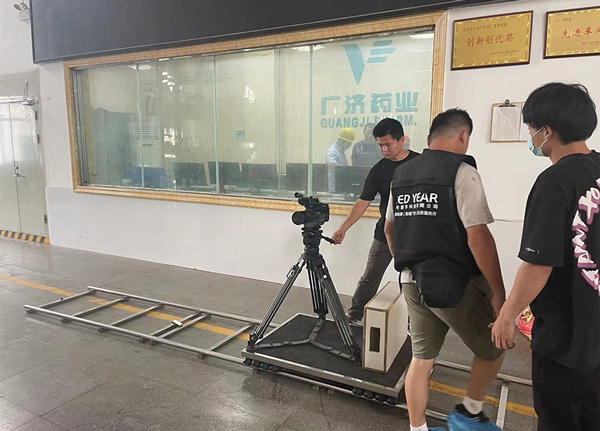 ��h����Ƭ�Ĕz