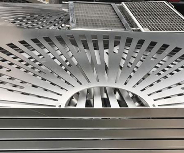 精密金屬鈑金加工 精密金屬鈑金加工