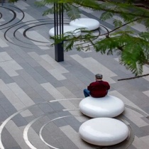 廣東玻璃鋼製品廠來(lái)圖定製(zhì)玻璃鋼花盆玻璃鋼異形花盆