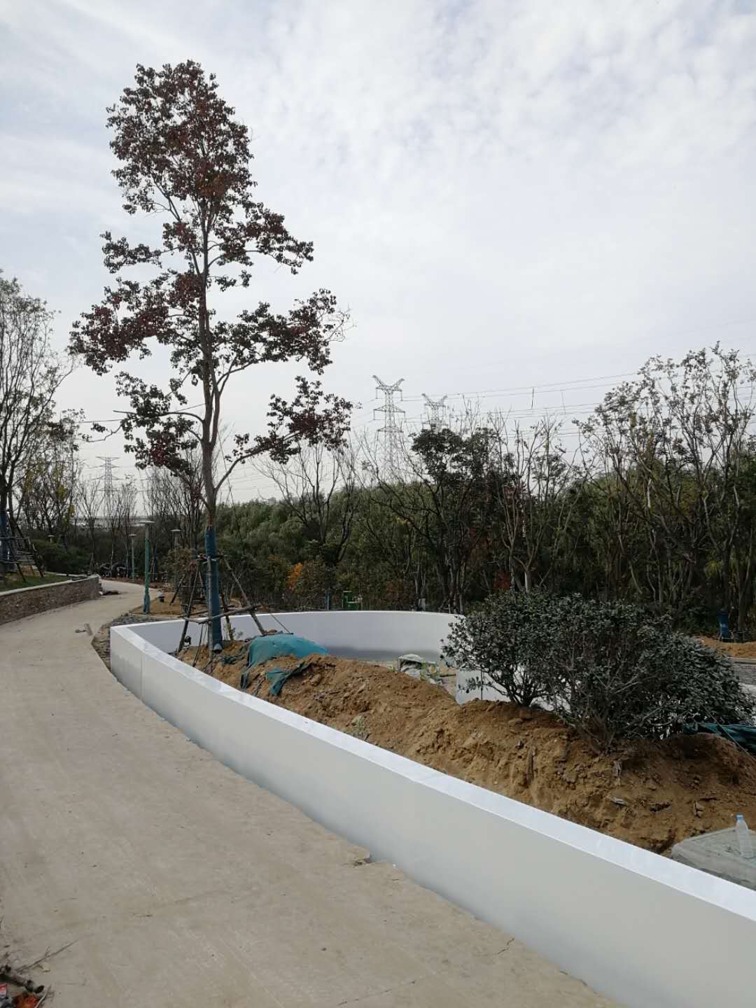郑州园林绿化建设玻璃钢景观树池