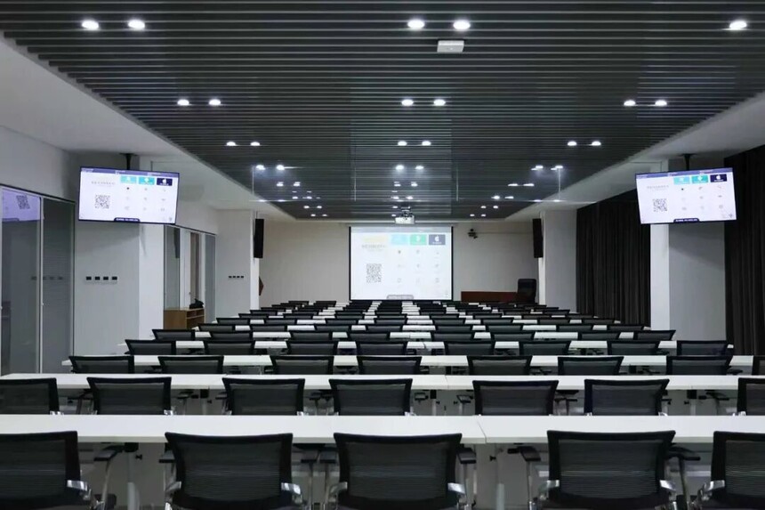 1763090302962706.jpg 640.jpg