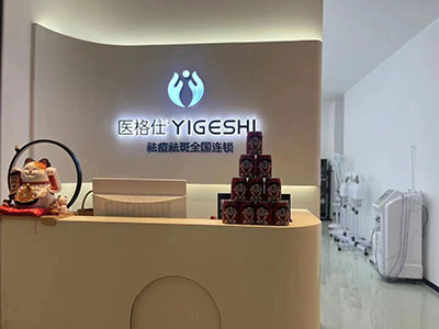 ҽ߽ߵС ⻬ް߼.jpg