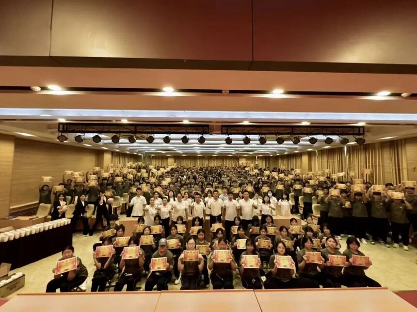 1758879415135208.jpg 640 (7).jpg