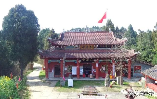 05.jpg