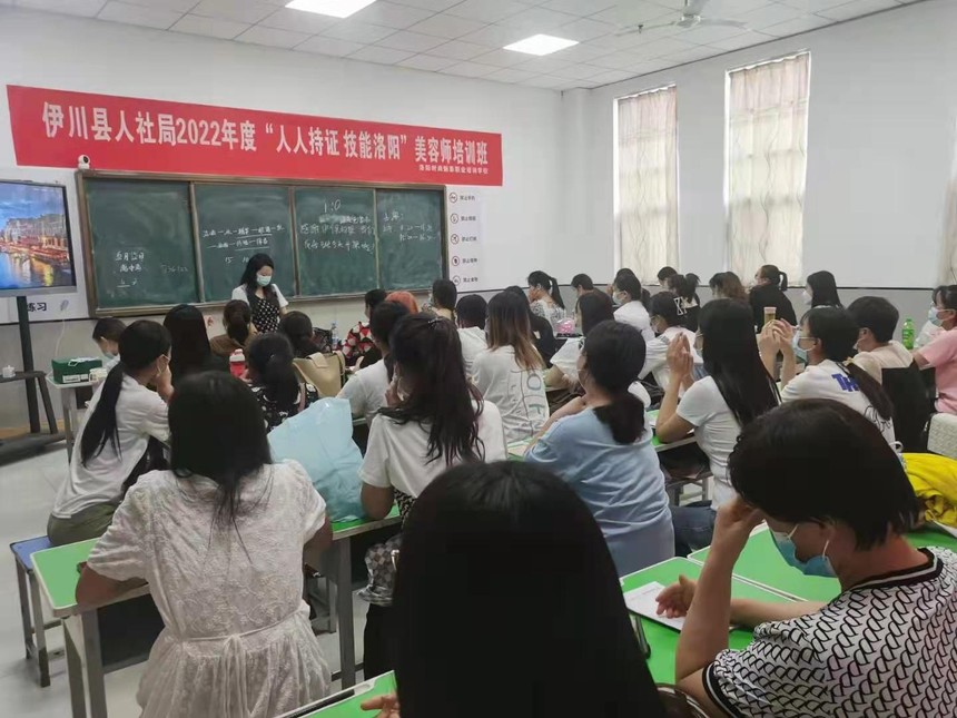 ѵ