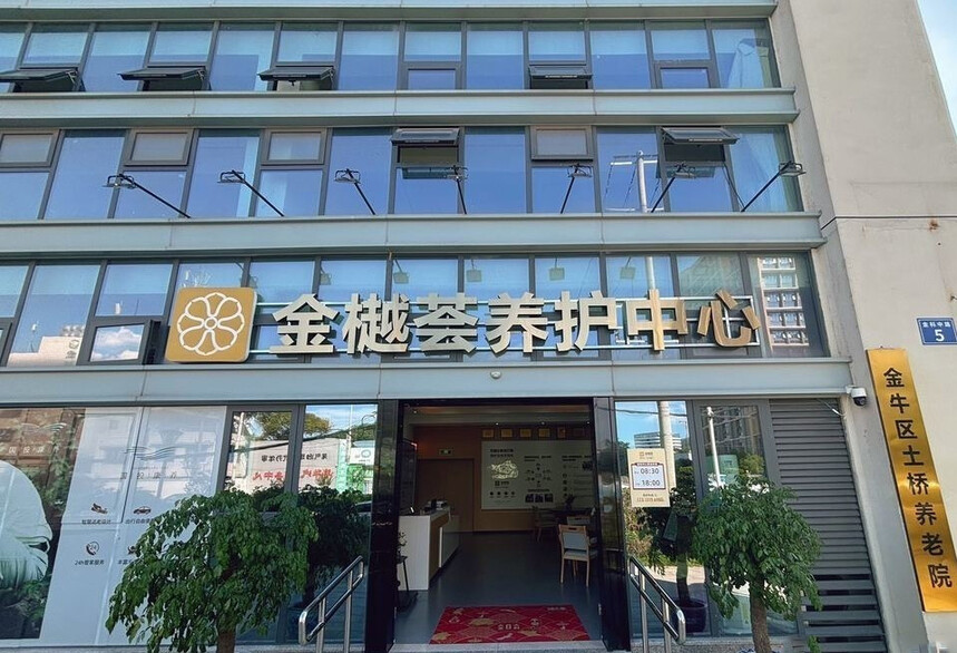 δ-1.jpg