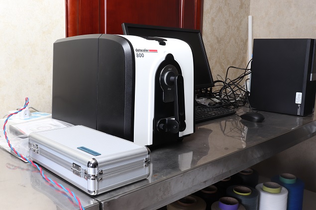 datecolor800.jpg